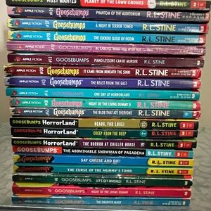 Goosebumps 20 Book Lot.
